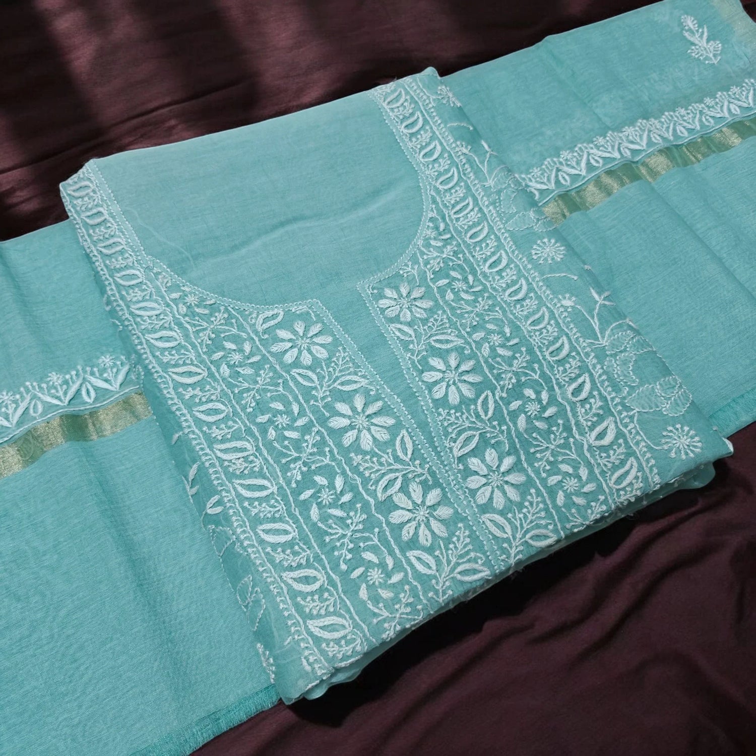 Chikankari without embellishment