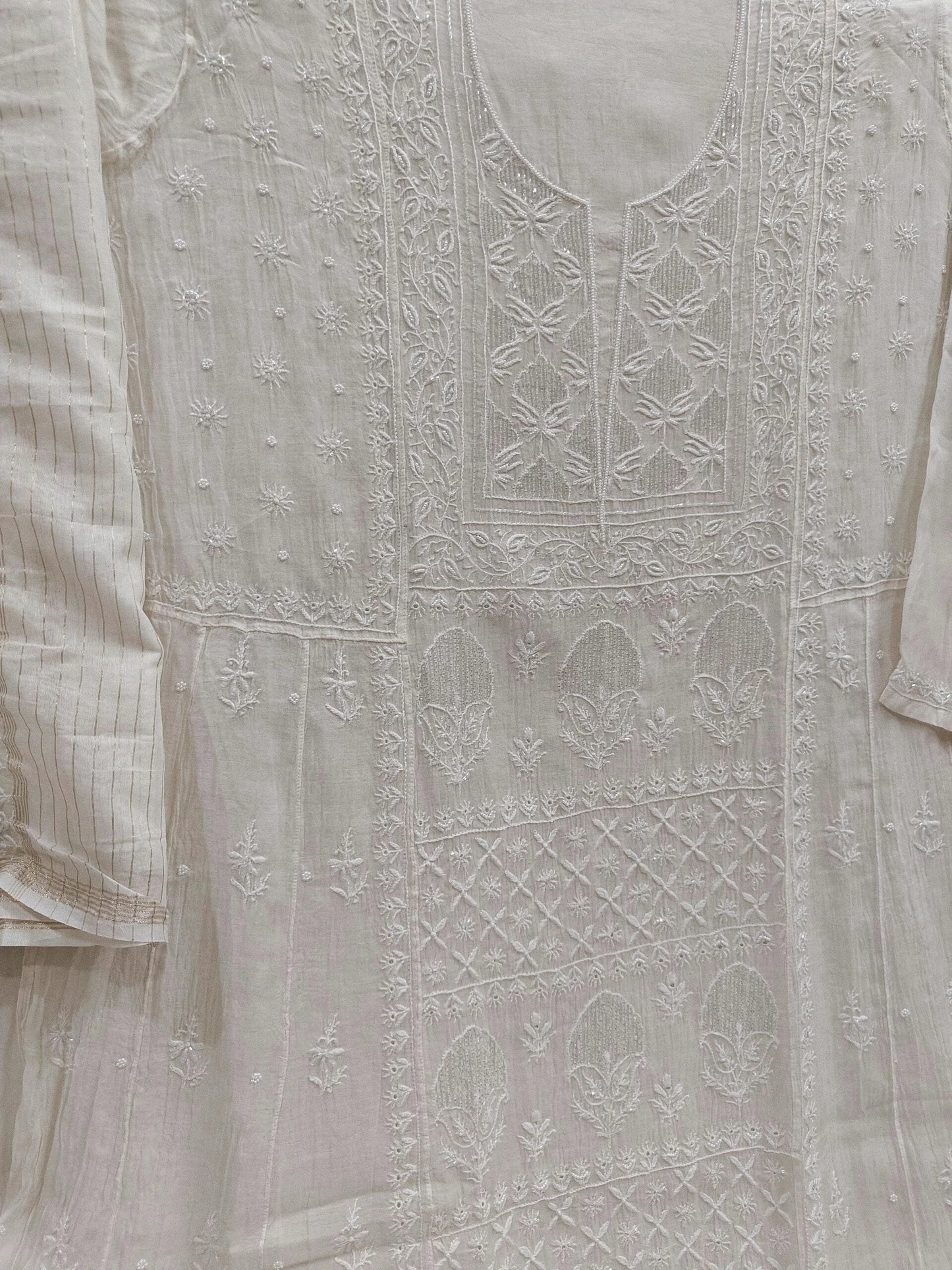 Mul Chikankari Anarkali - Moti Cut Dana work